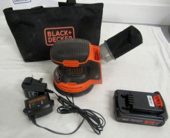 Black & Decker EX-Display BDCROS18 18V Cordless Random Orbital Sander with Dust Bag + 1x1.5Ah & Charger